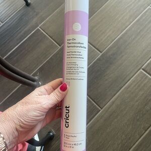 Cricut Iron-On Vinyl Roll in Pink and White